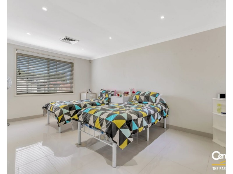 6 Jasnar Street, Greenfield Park NSW 2176