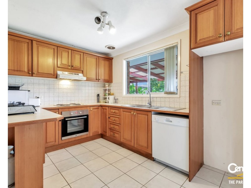 4 Mimosa Close, St Clair NSW 2759