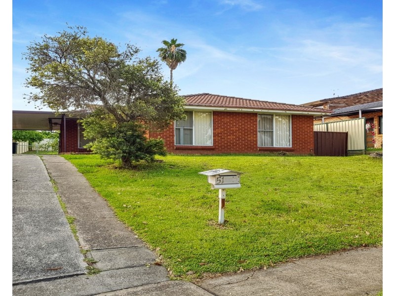 51 Brisbane Road, St Johns Park NSW 2176