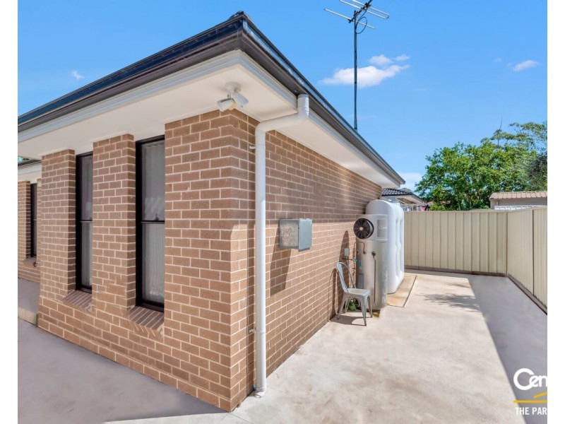 5a Belfield Road, Bossley Park NSW 2176