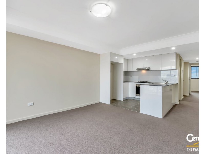 435/17-26 The Crescent, Fairfield NSW 2165