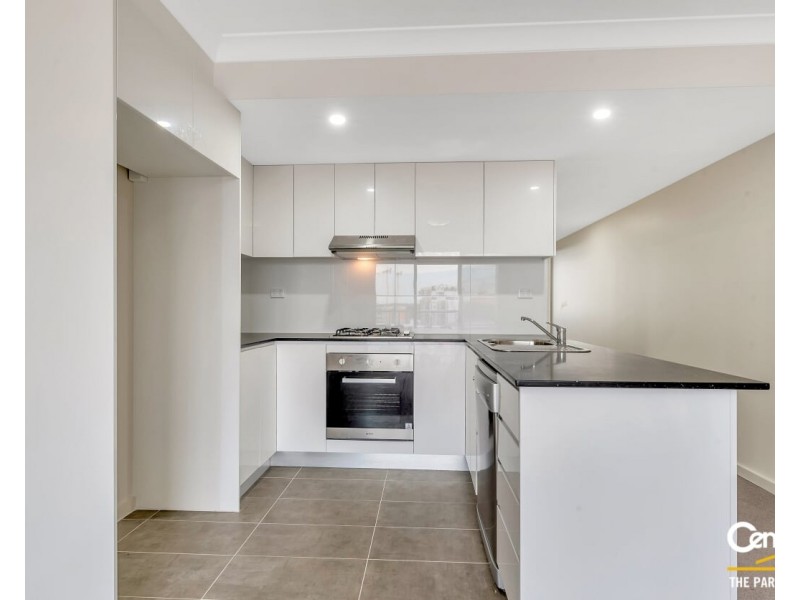 435/17-26 The Crescent, Fairfield NSW 2165