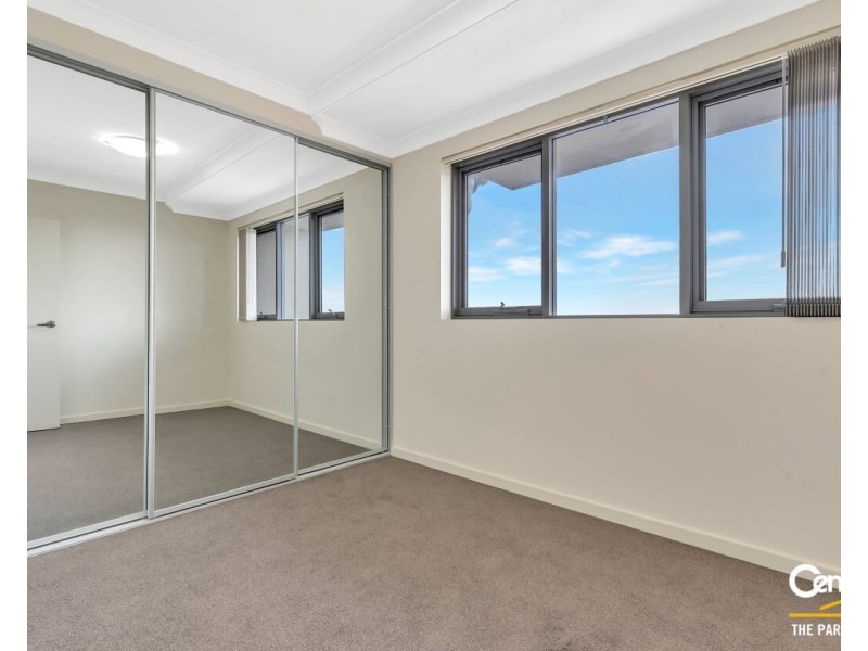 435/17-26 The Crescent, Fairfield NSW 2165