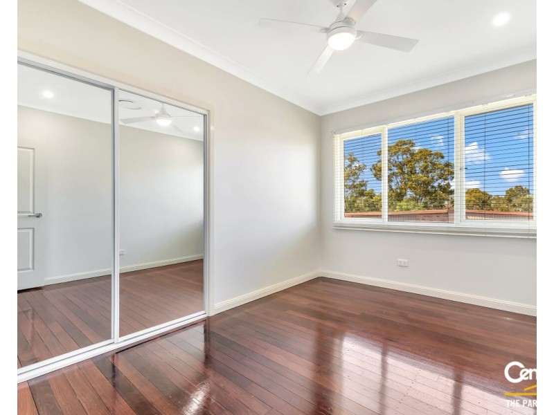 5 Bernard Place, Edensor Park NSW 2176