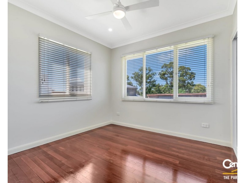 5 Bernard Place, Edensor Park NSW 2176