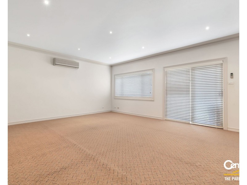 5  Heysen Street, Abbotsbury NSW 2176