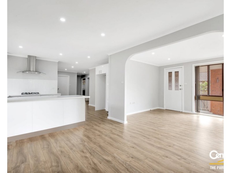 42 Fitzgerald Avenue, Edensor Park NSW 2176