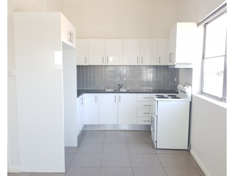 1 /183-187 Elizabeth Drive, Liverpool NSW 2170