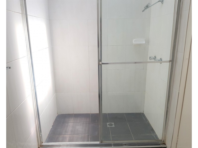 1 /183-187 Elizabeth Drive, Liverpool NSW 2170