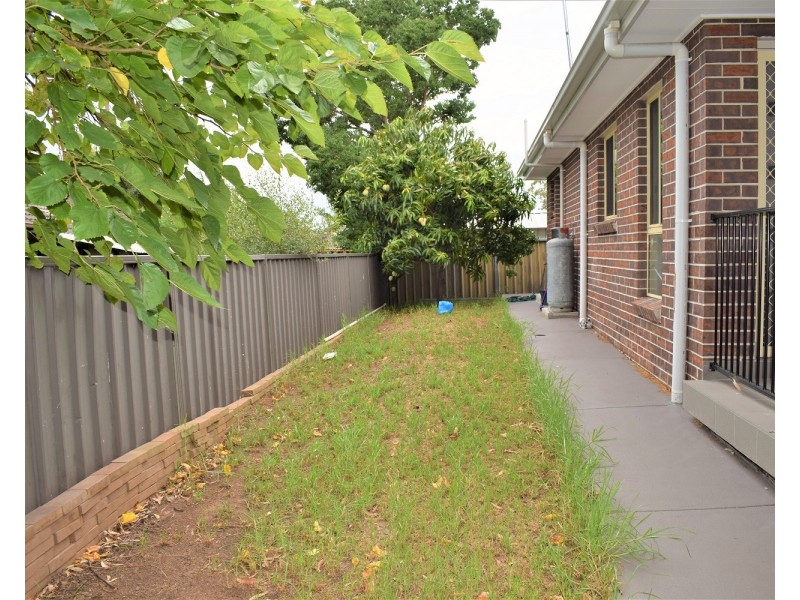 33a Chaucer Street, Wetherill Park NSW 2164