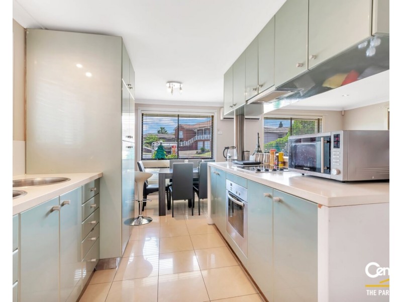 5 Eagle Place, St Johns Park NSW 2176