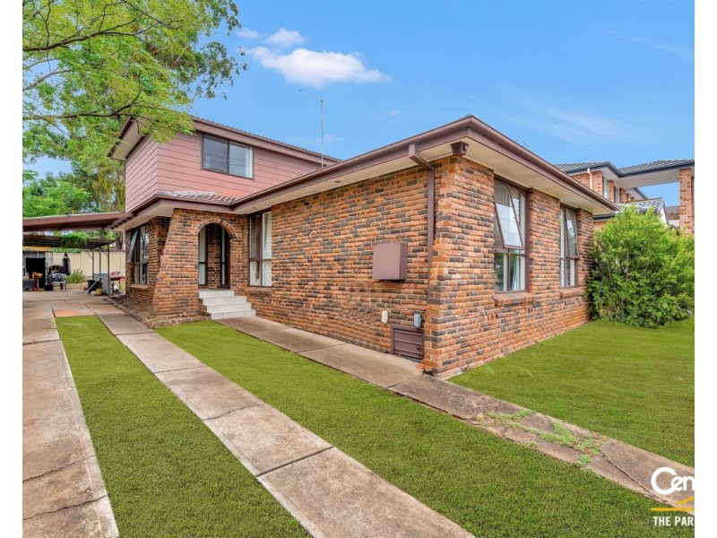 32 Quarry Road, Bossley Park NSW 2176