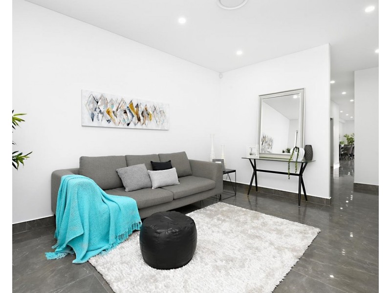 157 The Boulevarde, Fairfield Heights NSW 2165