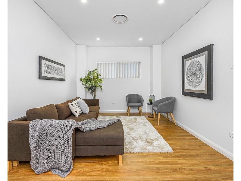 157 The Boulevarde, Fairfield Heights NSW 2165