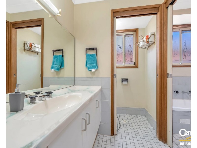 15 Norn Close, Greenfield Park NSW 2176