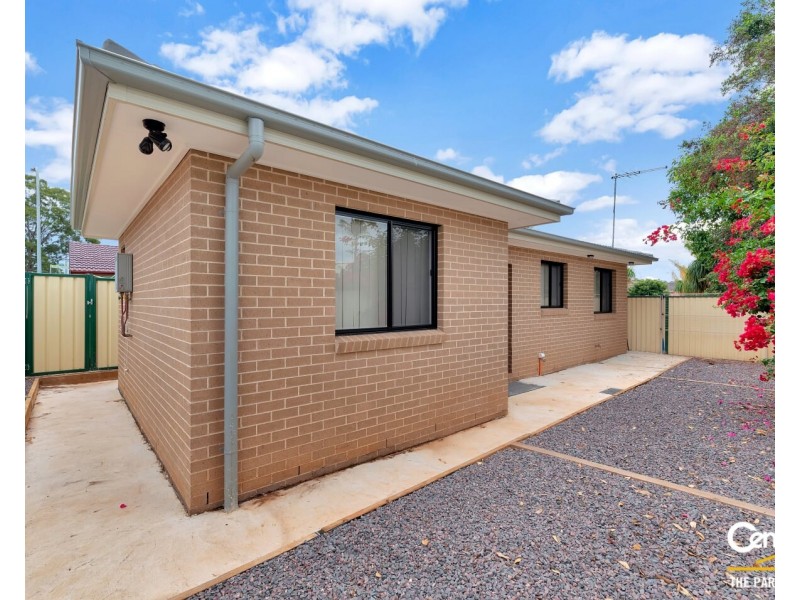 172A Sweethaven Road, Bossley Park NSW 2176