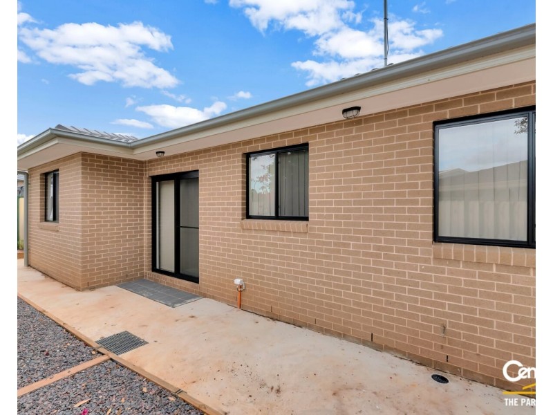 172A Sweethaven Road, Bossley Park NSW 2176