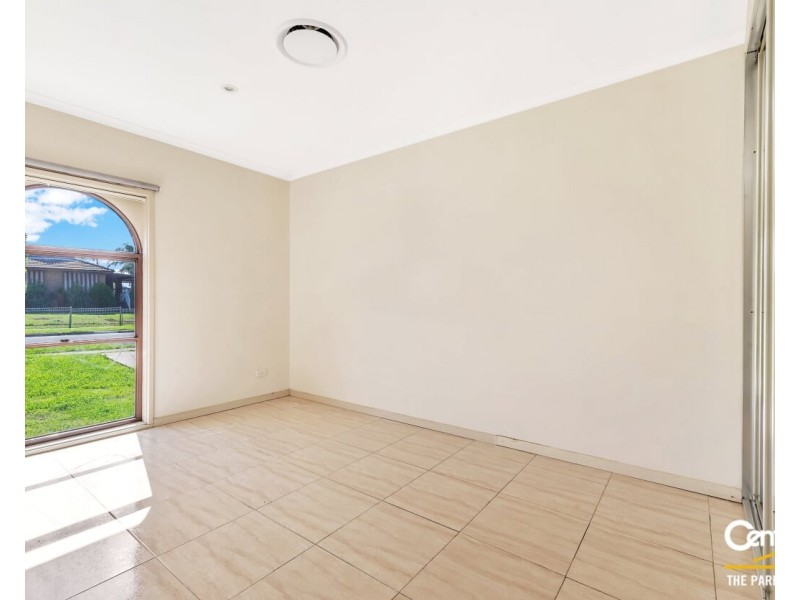 20 Yakima Avenue, Bossley Park NSW 2176