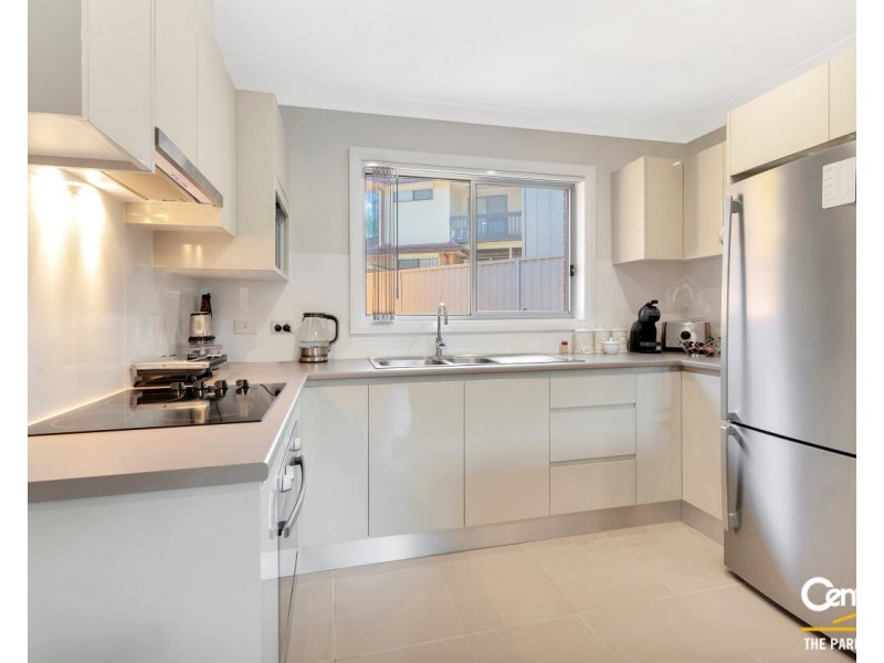 6A Baker Close, Bossley Park NSW 2176