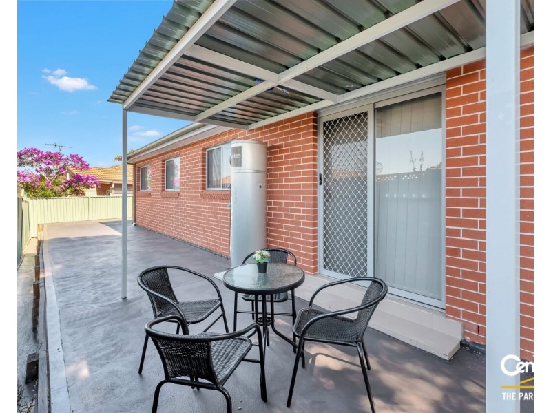 6A Baker Close, Bossley Park NSW 2176