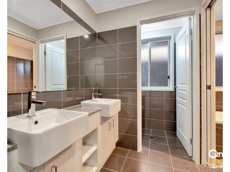 23 Skaife Street, Oran Park NSW 2570
