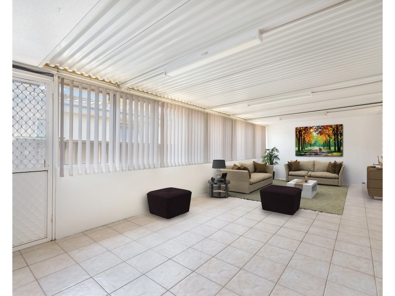 7 Guyra Close, Bossley Park NSW 2176