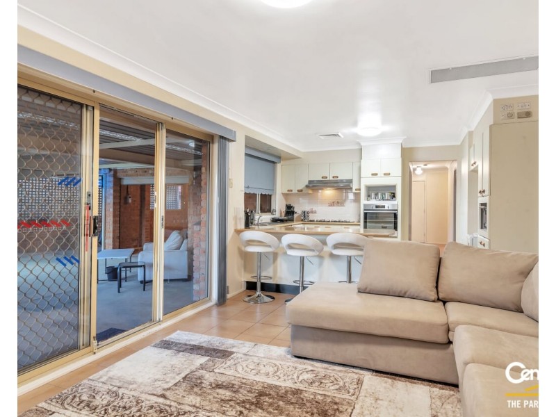 15 Haslewood Place, Hinchinbrook NSW 2168