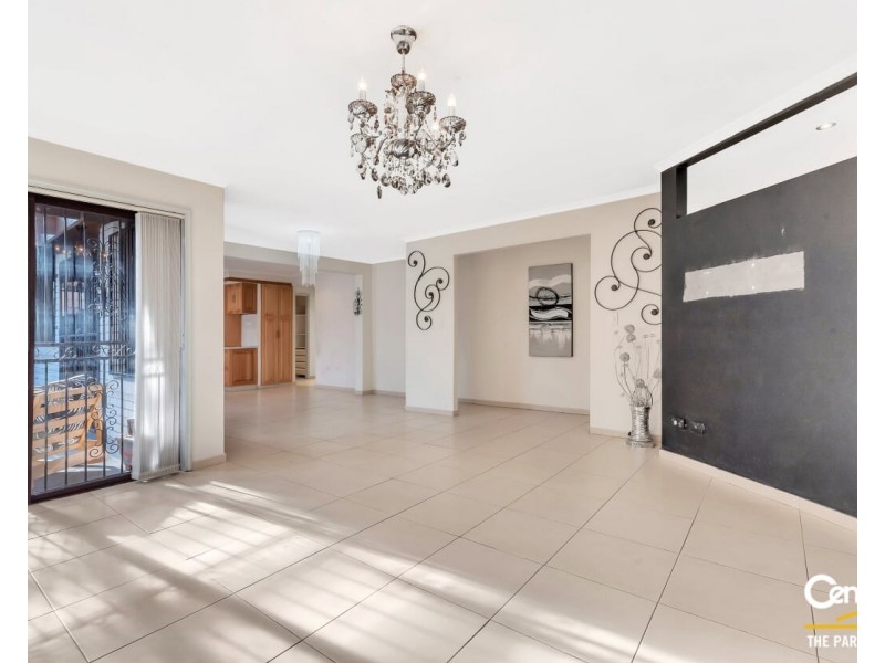 25  Corio Road, Prairiewood NSW 2176