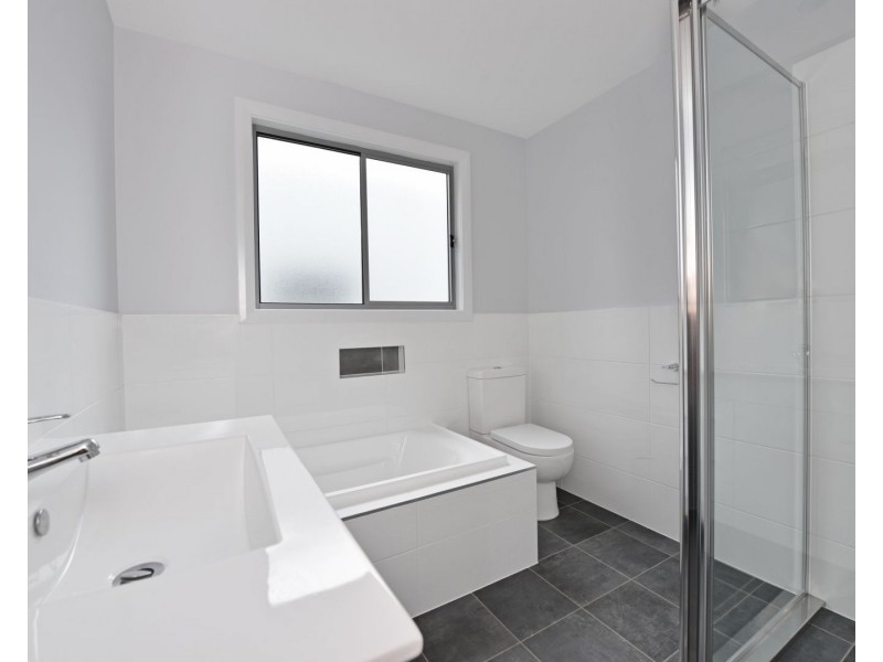 2/5A Nile Street, Fairfield Heights NSW 2165