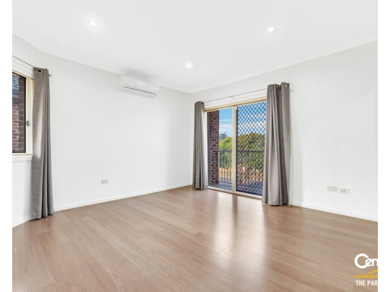 552 Smithfield Road, Greenfield Park NSW 2176