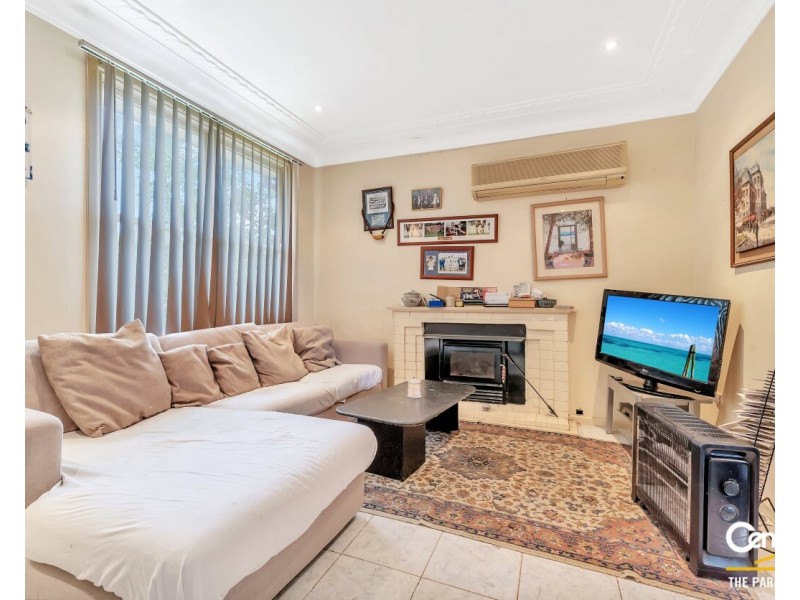 9 Jean Street, Fairfield East NSW 2165