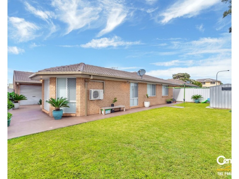 4 Brunswick Heads Cres, Hoxton Park NSW 2171