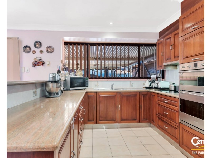 66 Tallowood Crescent, Bossley Park NSW 2176