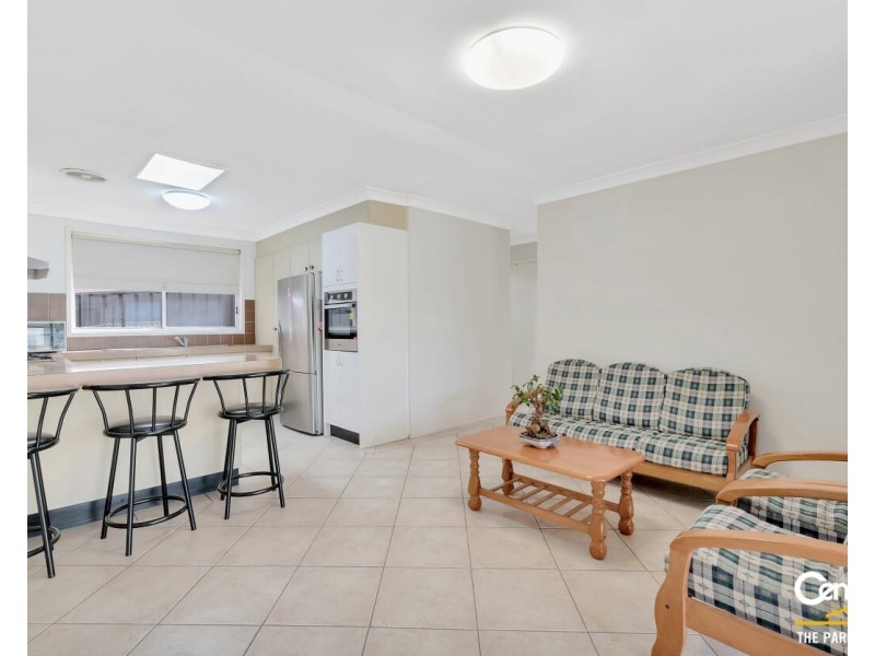 39 Glen Logan Road, Bossley Park NSW 2176