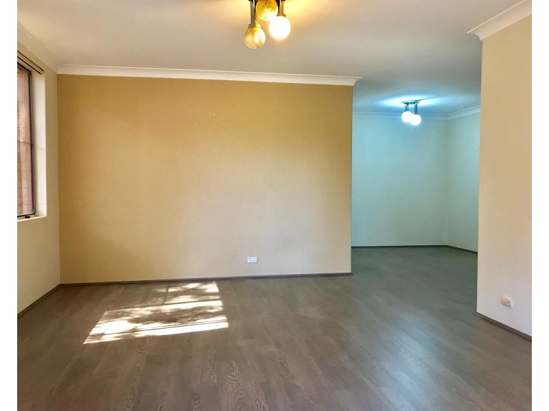 21/33-35  Sir Joseph Banks Street, Bankstown NSW 2200