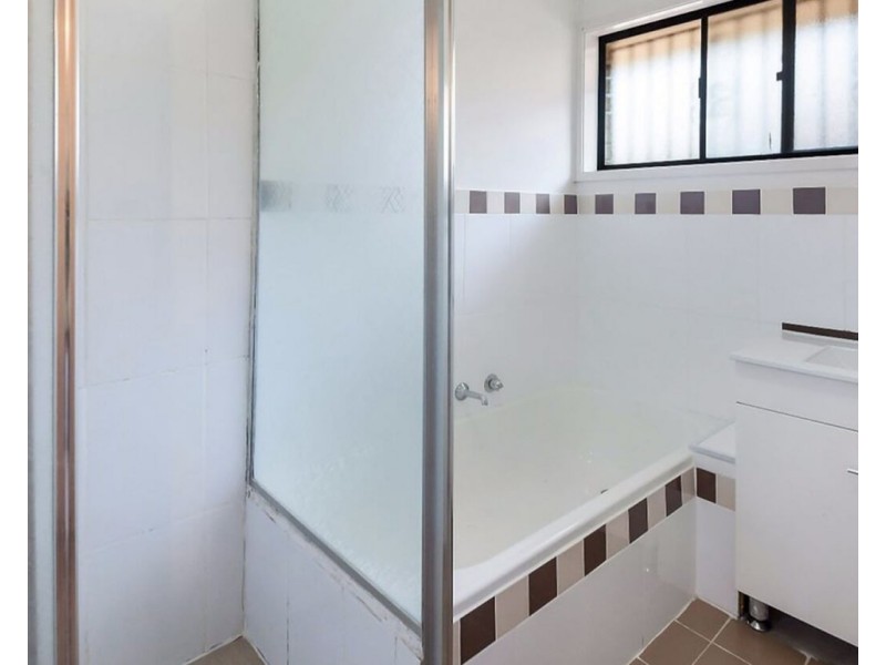 17 Hornet Street, Greenfield Park NSW 2176