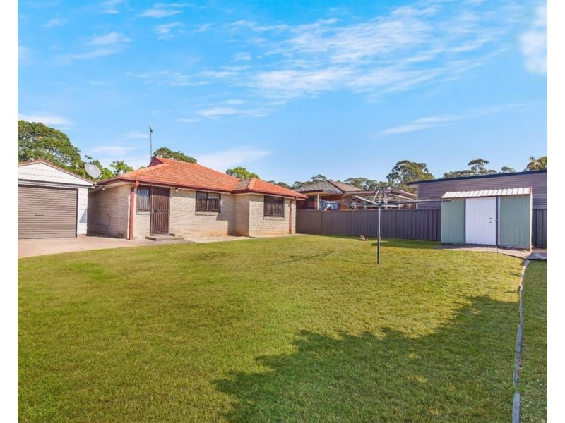 17 Hornet Street, Greenfield Park NSW 2176