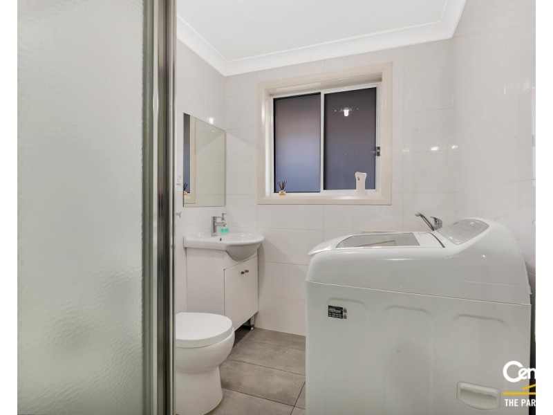 5a   Mersey Close, Bossley Park NSW 2176