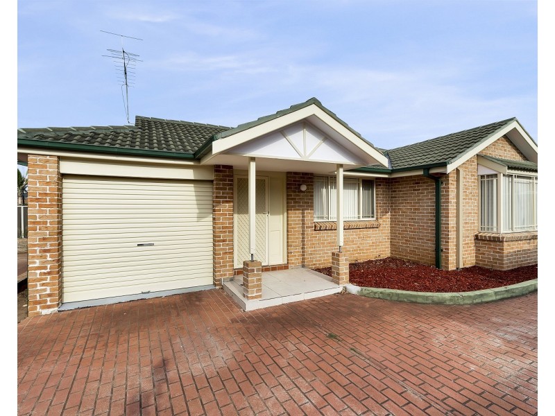 1/90  Allambie Road, Edensor Park NSW 2176