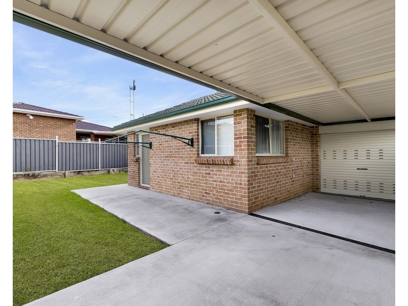 1/90  Allambie Road, Edensor Park NSW 2176