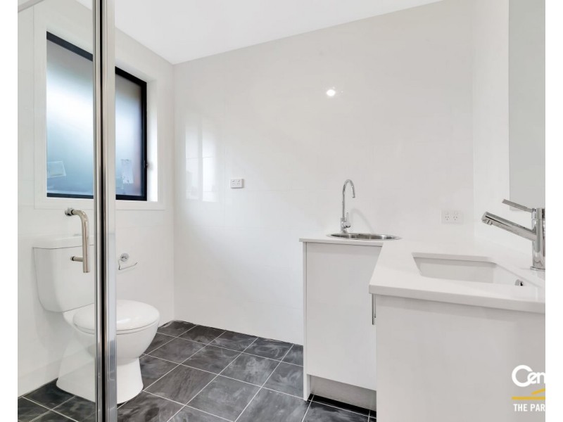 29a Weeroona Avenue, Edensor Park NSW 2176