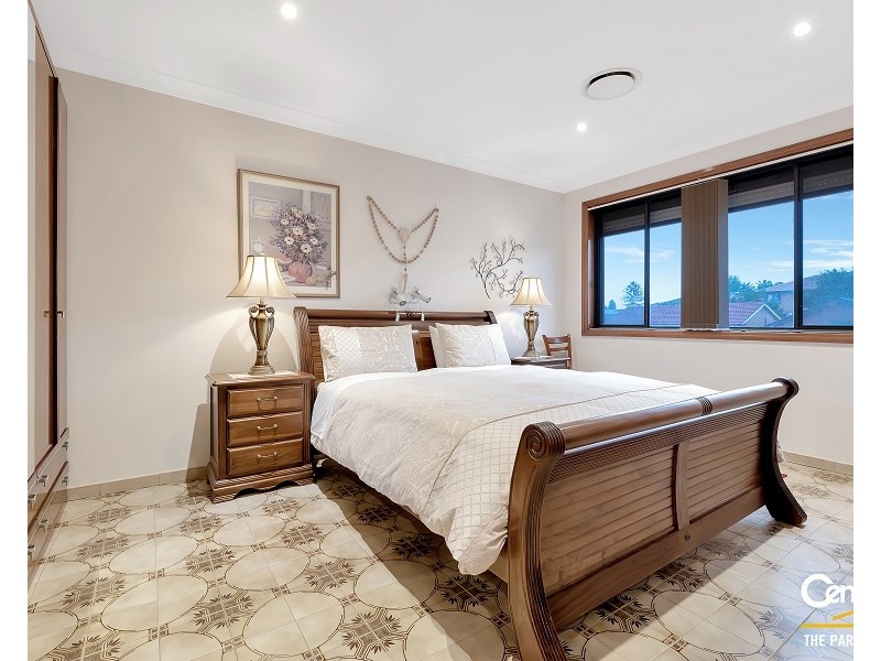 9 Stalwart Street, Prairiewood NSW 2176