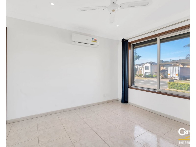 79 Prairievale Road, Bossley Park NSW 2176