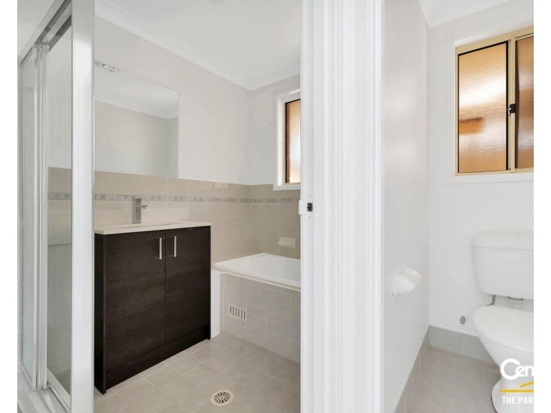 5 Tsar Close, Cecil Hills NSW 2171