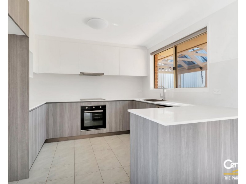 5 Tsar Close, Cecil Hills NSW 2171