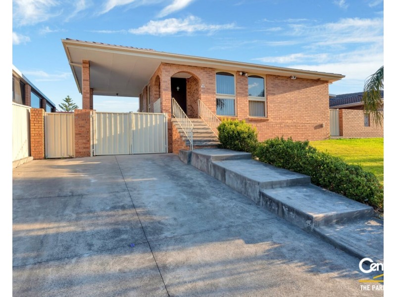 22 Turquoise Crescent, Bossley Park NSW 2176