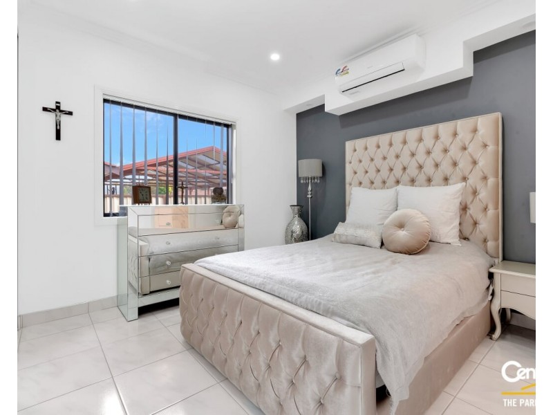 68a Kingfisher Avenue, Bossley Park NSW 2176