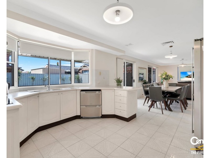 18 Martens Place, Abbotsbury NSW 2176