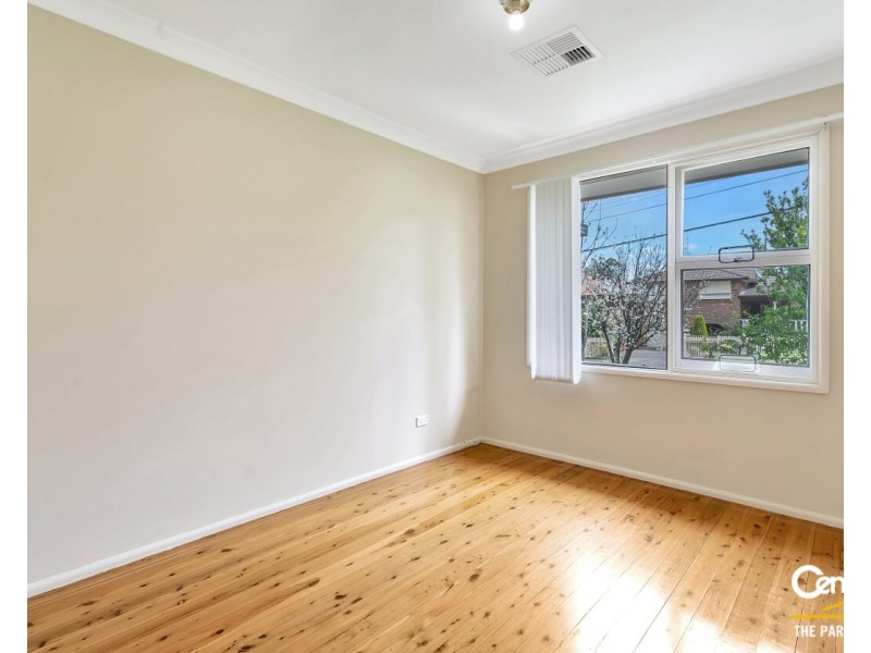 35 Garment Street, Fairfield West NSW 2165