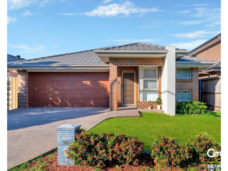 30 Rosedale Circuit, Carnes Hill NSW 2171